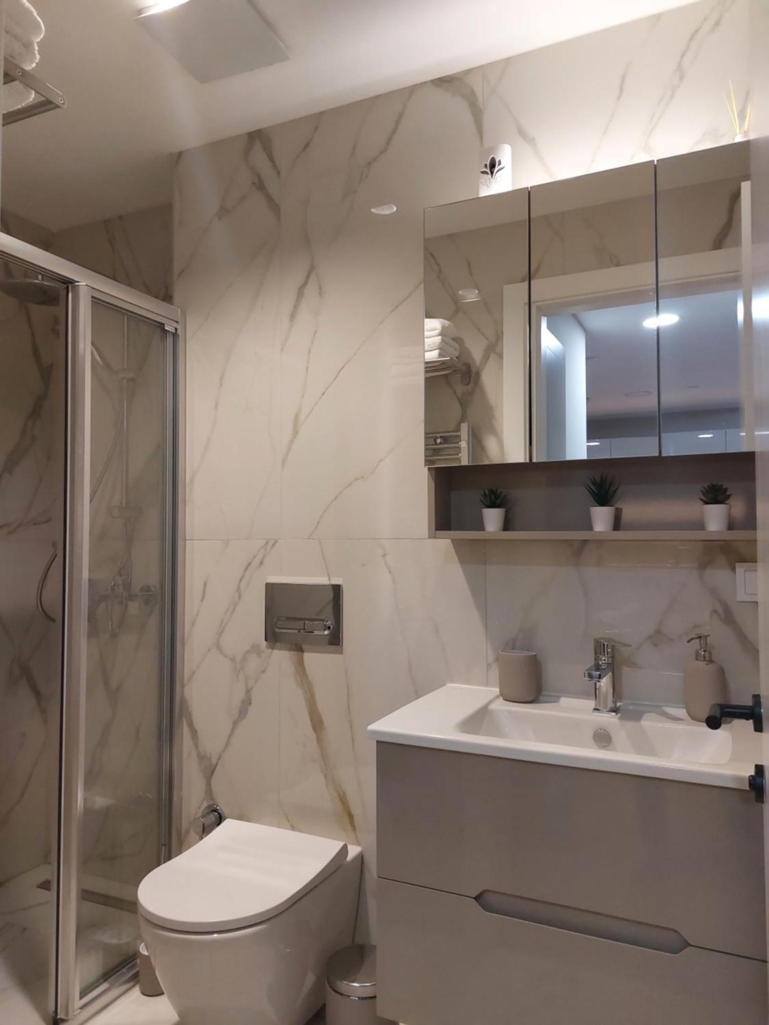 Divine 69 Luxury Apartment, Skopje City - Center, Diamond Residences, Free Parking Eksteriør billede